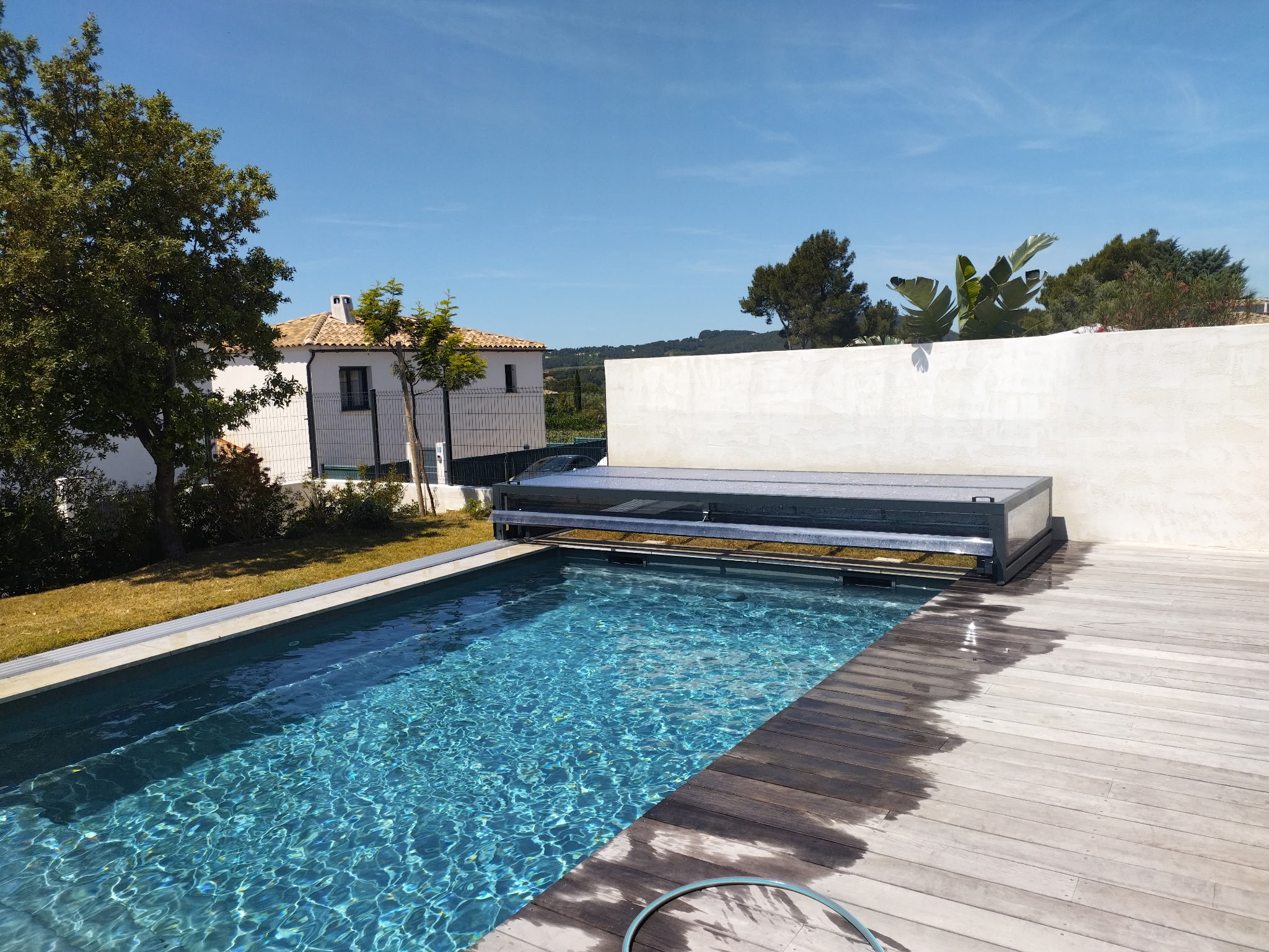 Réalisation abri de piscine extra plat Cintral