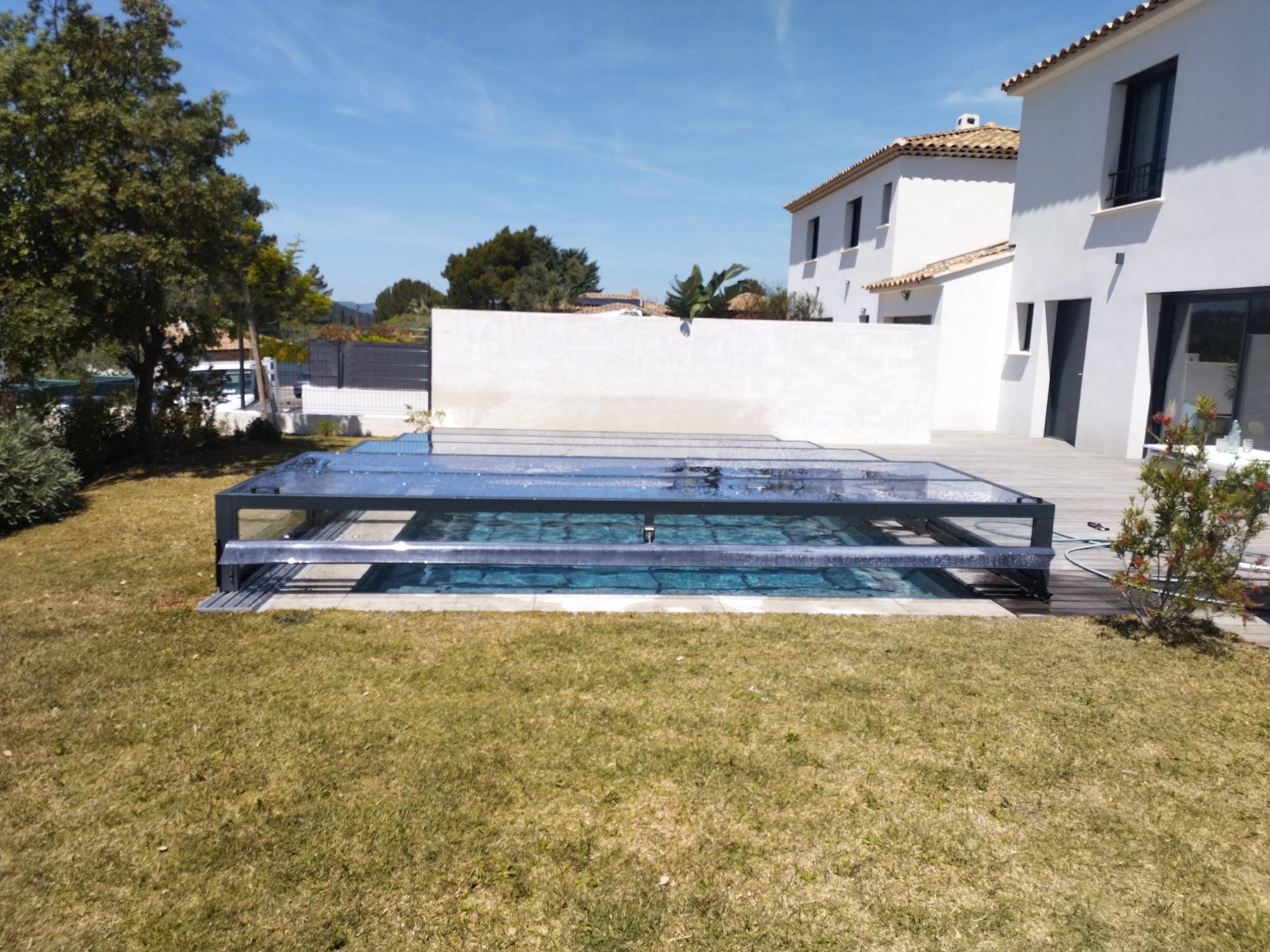 Réalisation abri de piscine extra plat Cintral