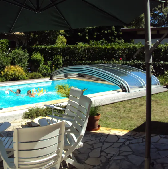 abri-piscine-bas